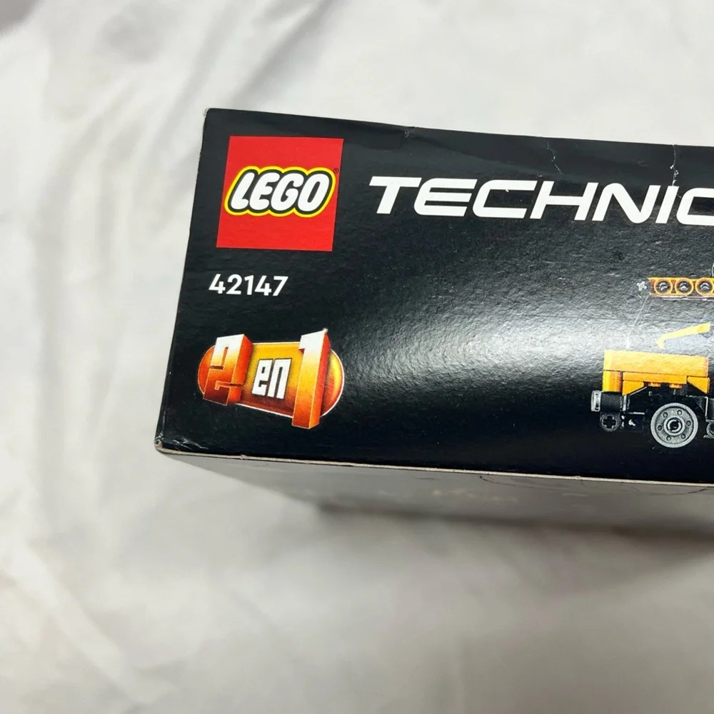 Lego bundle 42147 & 30655